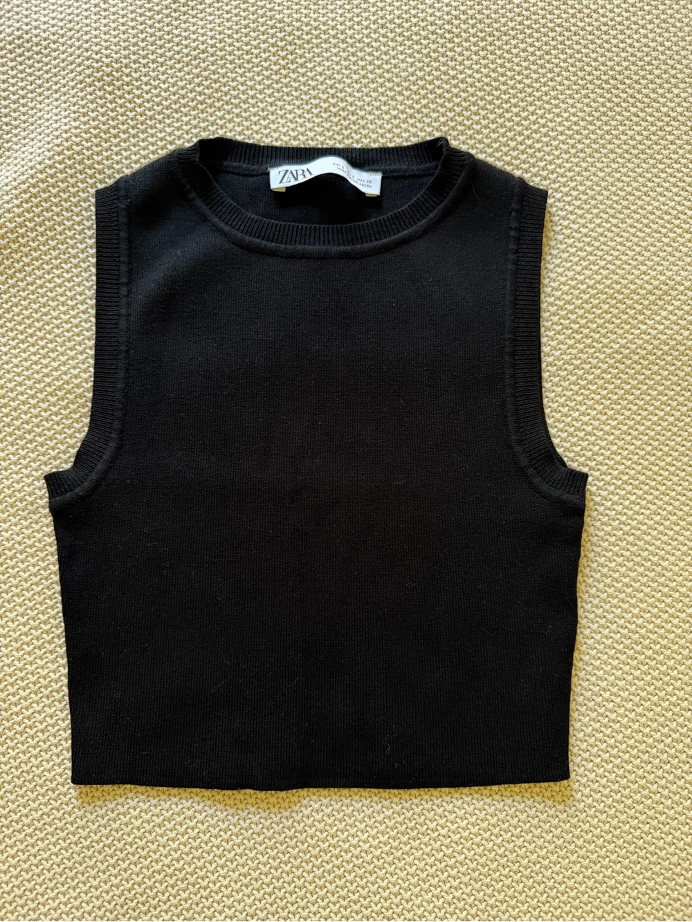 Zara Black Knit Crewneck Cropped Tank